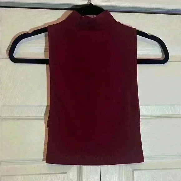 Free People Intimately NWOT Size XS/S Mock Nexk Crop Top - Picture 1 of 5